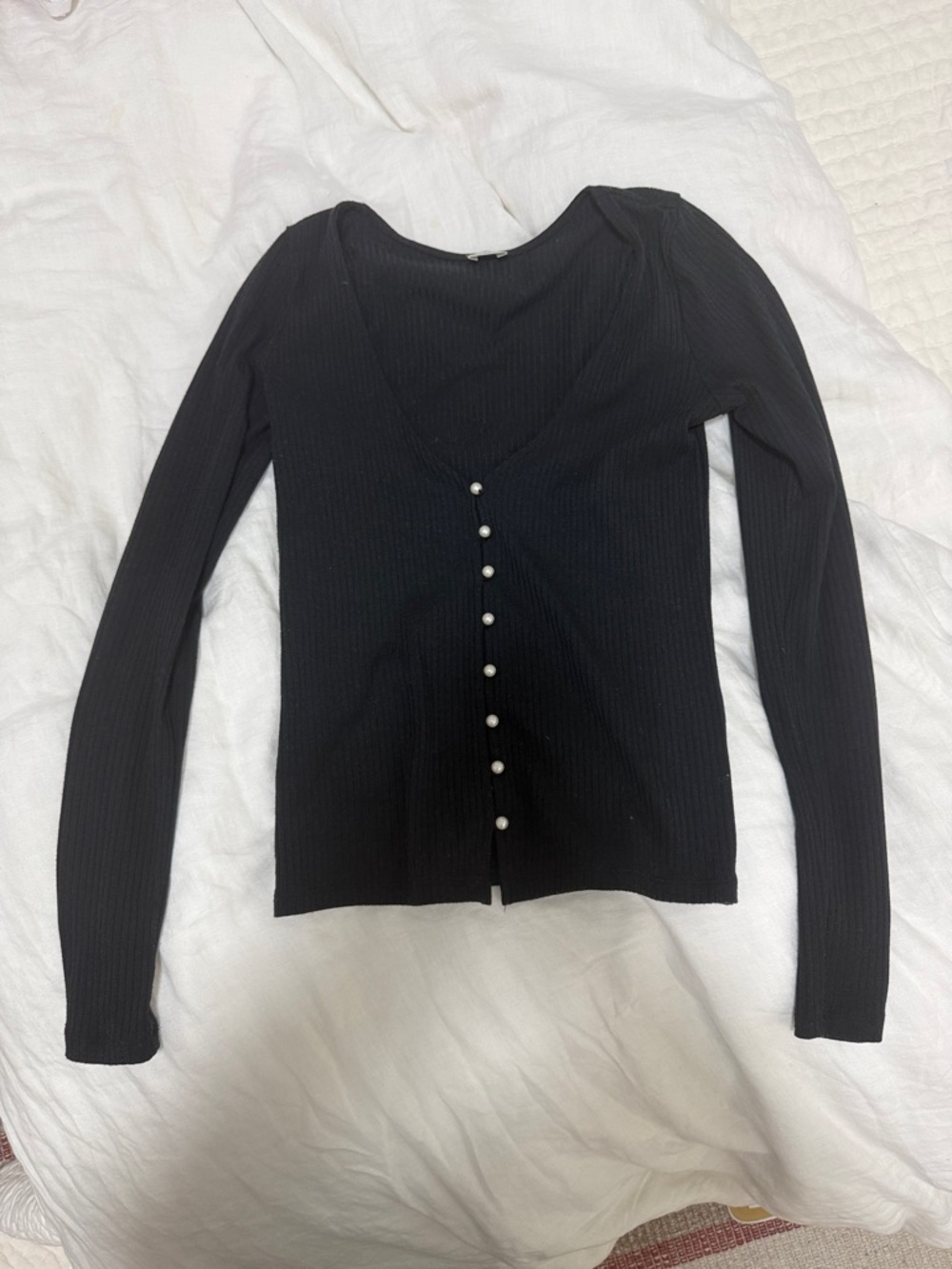 Wilfred Black Ribbed Button-Front Long Sleeve Top